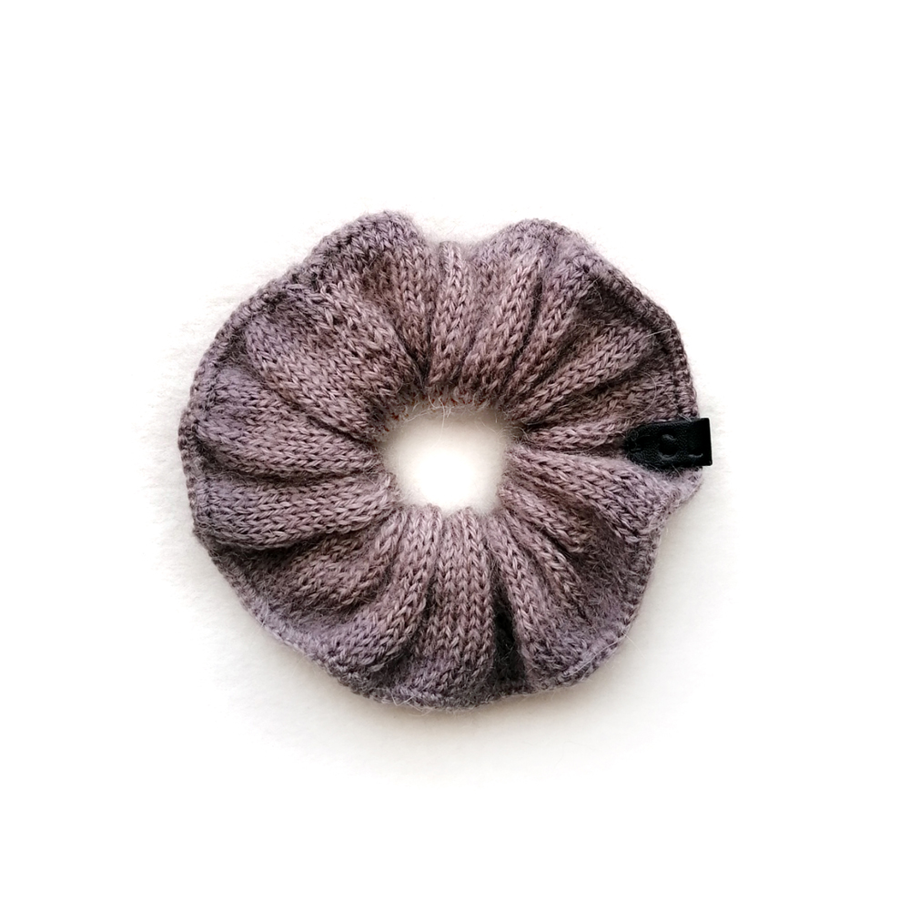 Scrunchie de Inverno em Tricot – Soft Sands